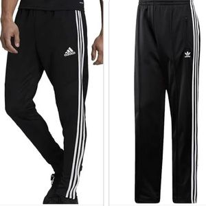 Adidas man sweatpants